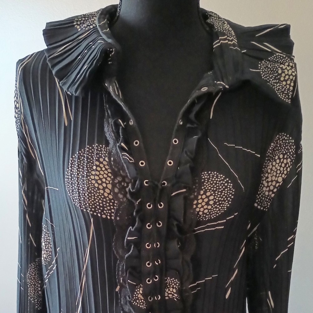 Women's Blouse / Top